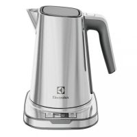 Электрочайник Electrolux EEWA7800