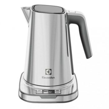 Электрочайник Electrolux EEWA7800